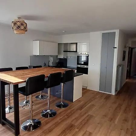 Chez Sofia T3 View Port Private Parking And Pool Apartmán Agde