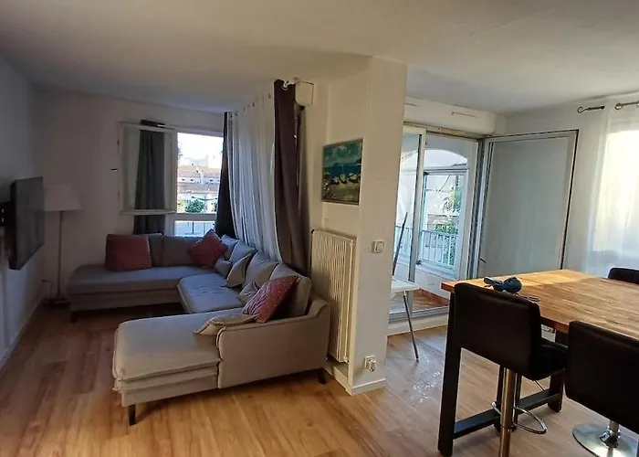 Chez Sofia T3 View Port Private Parking And Pool * 아그